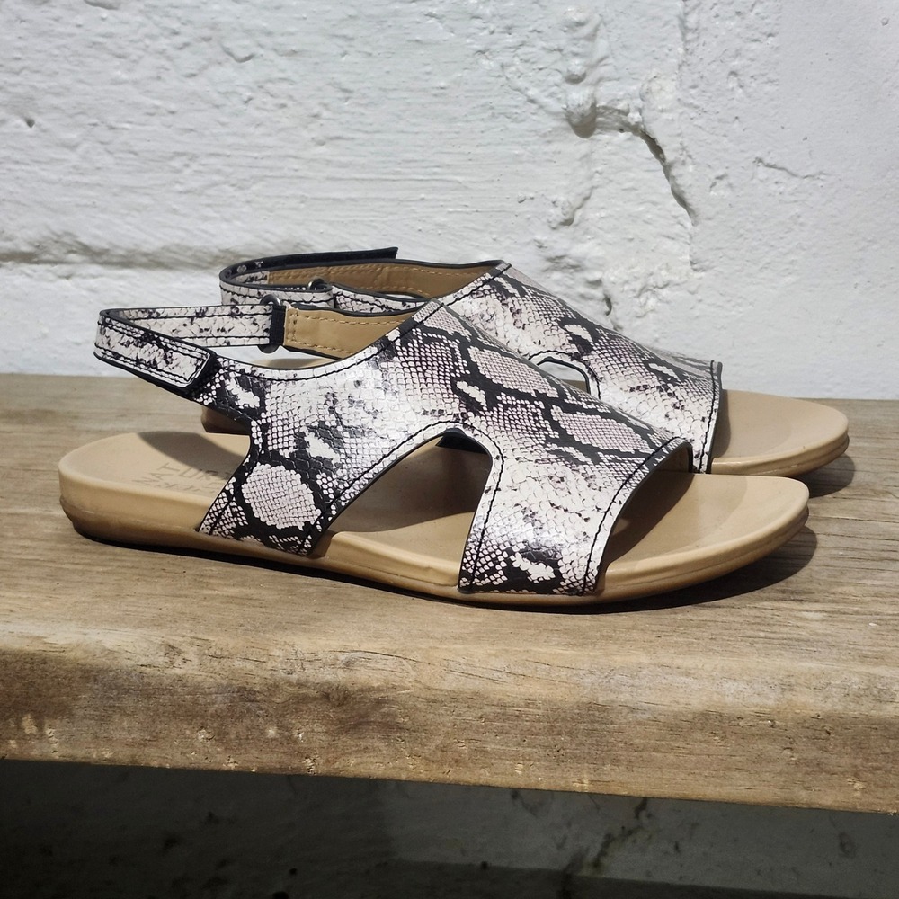 Naturalizer Scout Snakeskin Flat Slingback Sandals Womens 8.5W NXTGEN-SCOUT
